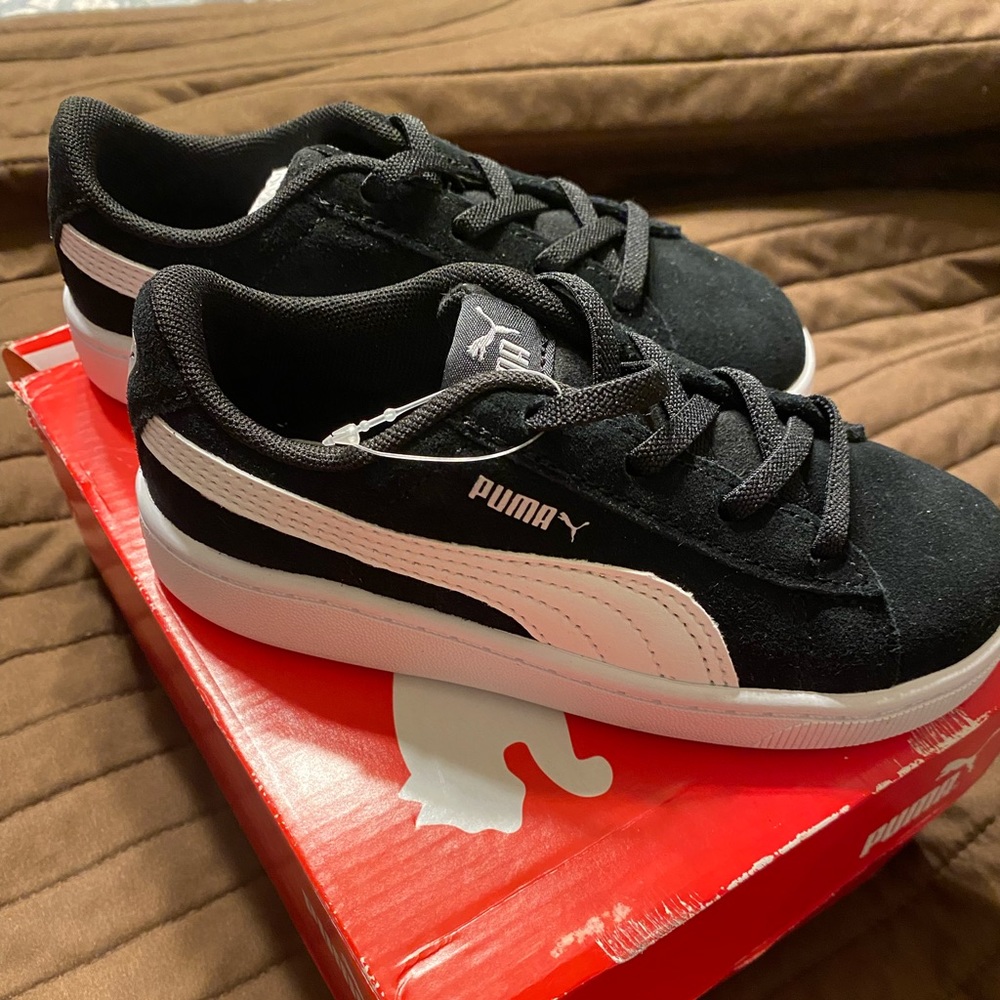 New toddler 10c Puma Shoes